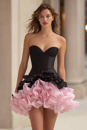 Noir et rose Une ligne corset en cœur Corset Robe de cocktail courte avec volants